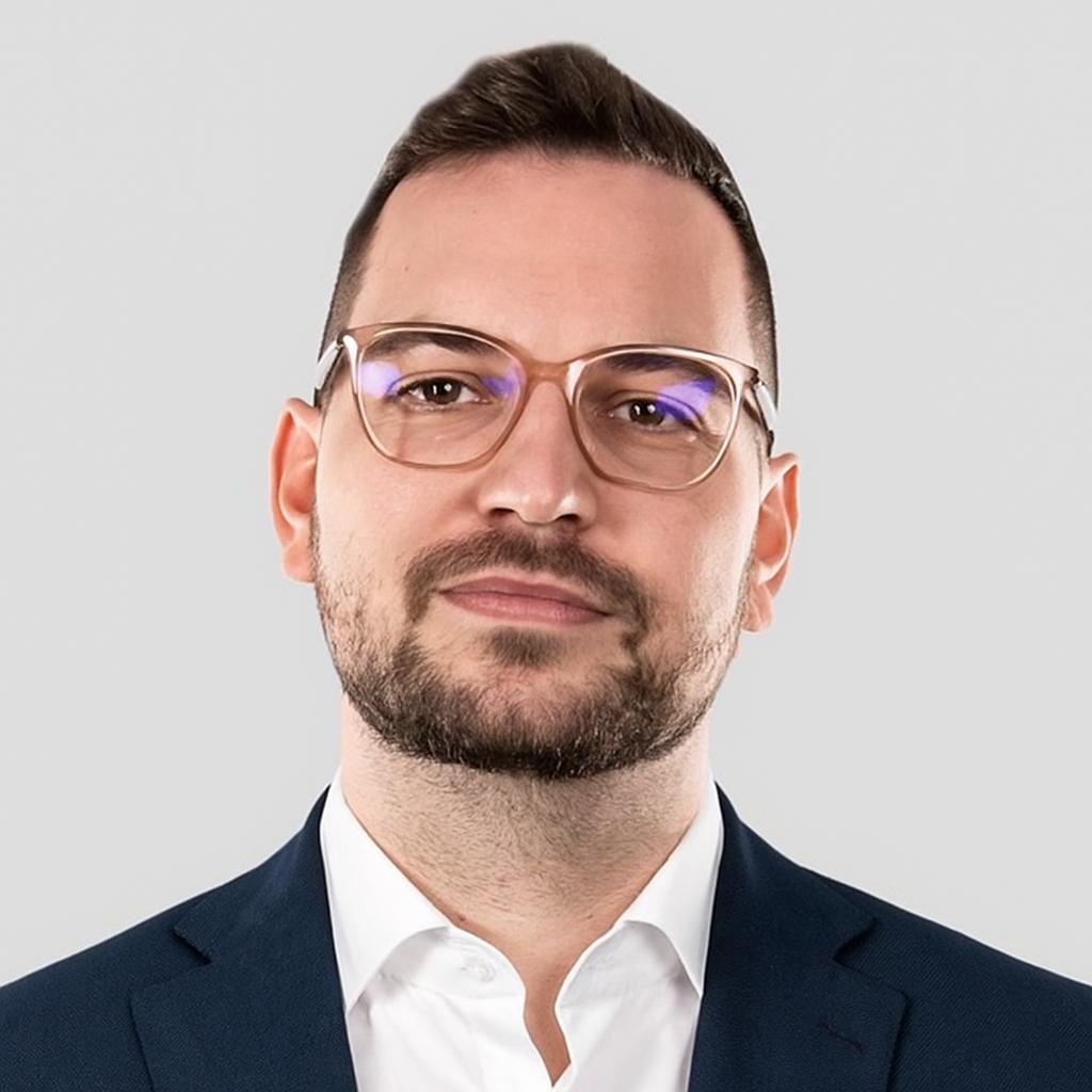 Portrét moderátora Filipa Lejčka